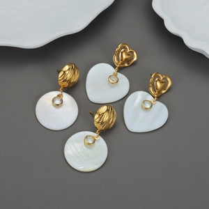 Boucles D'oreilles Pendantes En Acier Inoxydable Avec Nacre Ronde Et En Cœur Et Zircone Géométrique Minimaliste Pour Femme