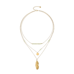 Collana bohémien multistrato dorata con ciondolo a piuma e perle turchesi