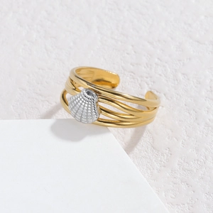 18K gold-plated stainless steel scallop shell ring with multi-layered open band