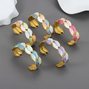 Bracelet Jonc Ouvert Feuilles En Émail Acier Inoxydable Plaqué Or 18K Bijoux Naturels Colorés Ajustables Pour Femmes