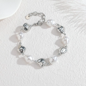 Elegant stainless steel baroque pearl bracelet with irregular silver metal beads