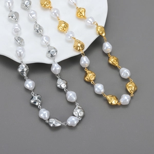 Collier En Künstliche Perles Baroques Acier Inoxydable Künstliche Perles Métalliques Géométriques Irrégulières Rétro Minimaliste Style Ins Bijoux Luxe Femmes