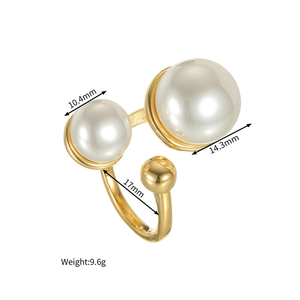 Detailed size view of open gold ring with 14.3mm and 10.4mm pearls weighing 9.6g