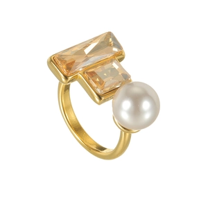 Anello in acciaio inossidabile placcato oro 18k con zirconi champagne e perla bianca