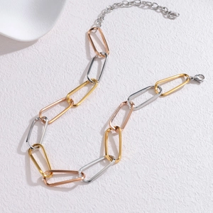 Collana a tre toni in acciaio inossidabile con maglie intrecciate oro, argento e rosa