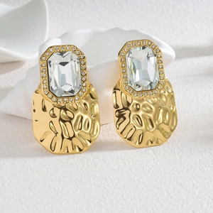 Vintage 18k gold geometric earrings with rectangle zircon and hammered metal texture