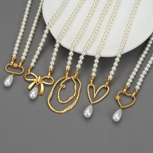 Collier Künstliche Perles Pendentif Géométrique Acier Inoxydable Plaqué Or 18K Cœur Nœud Charme Style Français Pour Femmes