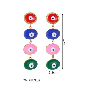 Détails des dimensions des boucles d'oreilles œil porte-bonheur avec longueur et poids