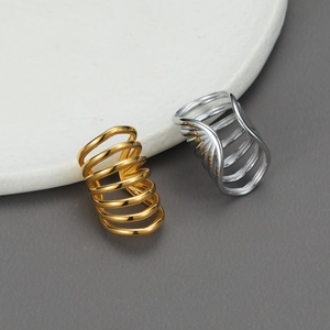Boucles D'oreilles Ear Cuffs Géométriques Multicouches Acier Inoxydable Plaqué Or 18K Spirale Minimaliste Pour Femmes