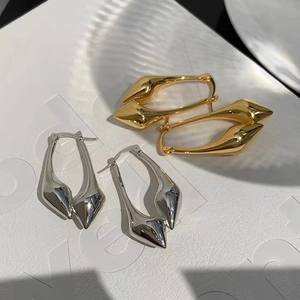 Minimalist geometric water drop hoop earrings in polished gold and silver finish