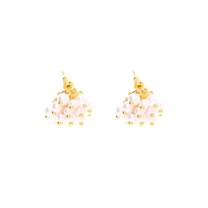 Elegant gold flower stud earrings featuring a cluster of small white pearls in a retro style