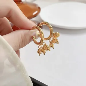 Boucles d'Oreilles Créoles En Cuivre Plqué Or 18K Avec Pompons En Zircon Et Tige En Argent Sterling 925 Pour Femme