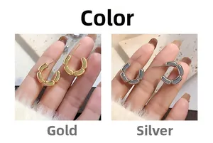 Comparaison détaillée des boucles d'oreilles créoles style bambou en or et argent