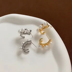 Orecchini A Cerchio C Rame Con Perla Artificial Finta Placcata Oro 18K E Perno In Argento Sterling 925 Elegante Geometrico Donna