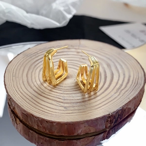 Boucles d'oreilles carrées géométriques minimalistes avec plaquage en or 24K multicouche