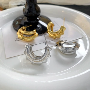 Boucles D'oreilles Créoles En Cuivre En Forme De C Avec Tige En Argent Sterling 925 Clous Pyramides Style Punk Femme