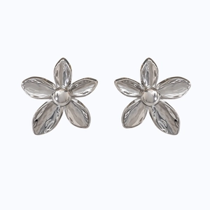 Elegant 18K gold plated flower stud earrings with a polished silver finish for women
