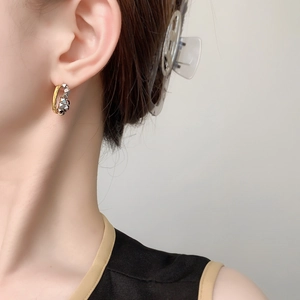 Modern double-layer C-shape earrings with two-tone geometric cubes and metallic finish
