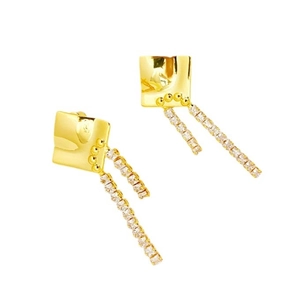 Exquisite goldene Quastenohrringe mit quadratischen Zirkonia und langen Ketten