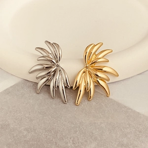 Angel Wings Fan Stud Earrings Copper 18K Gold Plated With 925 Sterling Silver Earring Post Radial Leaf Chic For Women