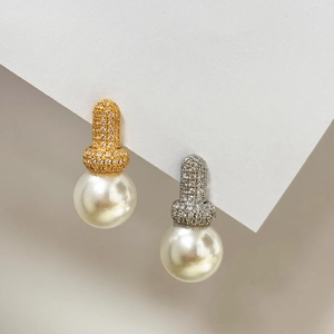 Artificial Pearl Dangle Earrings 18K Gold Plated Copper Cubic Zirconia With 925 Sterling Silver Earring Post For Women Elegant Jewelry