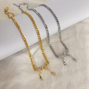 Collier Pendentif Nœud Cuivre Plaqué Or Véritable Chaîne Cubaine Zircon Charmes Goutte D'eau Style Doux Cool Pour Femmes