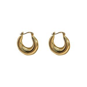 Polished chunky gold hoop earrings with a sleek minimalist C-shaped design