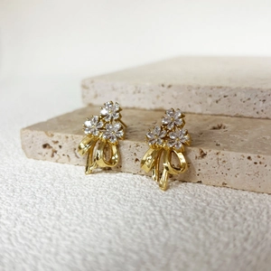French vintage gold bow stud earrings with zircon flower clusters for a luxury look