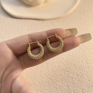 Fashionable gold-plated C-shaped earrings with micro-paved cubic zirconia stones