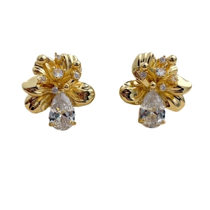 Elegant gold flower stud earrings with zircon floral petals and drop-shaped crystal pendant