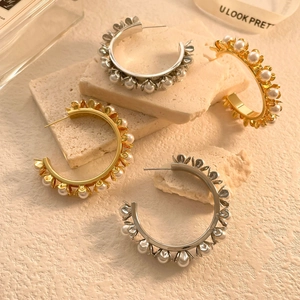 Boucles D'Oreilles Créoles En Künstliche Perles Forme De C Rétro Françaises Bijoux En Cuivre Plaqué Or 18K Pour Femmes Élégantes