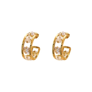 Fashion C-shaped geometric hoop earrings with sparkling square cubic zirconia stones