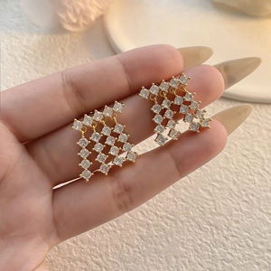 Elegant 18K gold plated zircon stud earrings featuring a sparkling grid design for women
