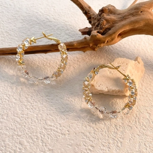 Boucles D'oreilles Créoles Étincelantes En Zircon Cuivre Plaqué Or 18 Carats Cercle Géométrique Bijoux De Luxe Pour Femmes