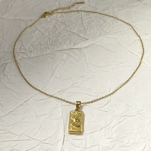 Vintage gold-plated Venus goddess portrait rectangular pendant necklace with O-chain