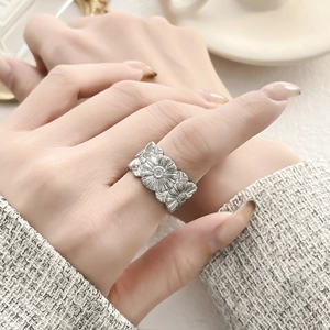 Anello Aperto Regolabile In Rame Margherita Retro Colore Argento Intarsio Zircone Gioielli Di Moda Per Donne Uomini