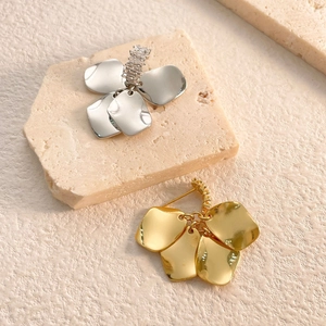 Layered Shell Petal Drop Earrings 18K Gold Plated Copper With Cubic Zirconia Irregular Hammered Metal Jewelry For Women