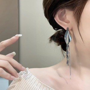 Vintage silver tassel earrings with leaf design and long chain fringes for women