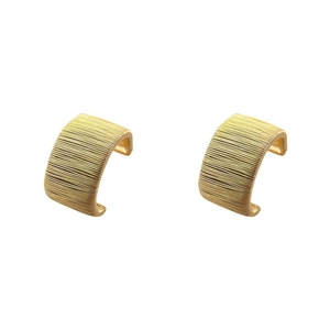 Minimalist woven gold-plated C-shape stud earrings with textured wire-wrapped pattern