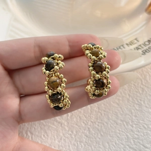 Boucles d'oreilles créoles perlées dorées avec œil de tigre, style rétro élégant pour femme