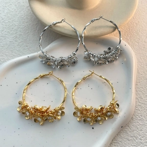 Camellia Flower Hoop Earrings For Women Copper Plated 18K Gold With Zircon Clustered Petals Vintage Light Luxury Jewelry