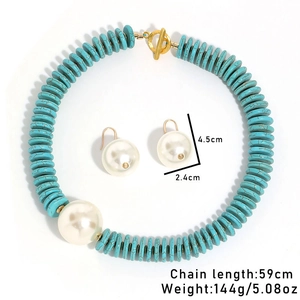 Detail of turquoise bead necklace and pearl earrings set with size and weight info