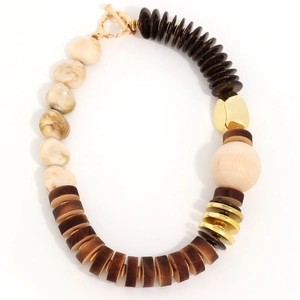 Retro Maillard wooden beaded necklace with marble resin and golden toggle clasp