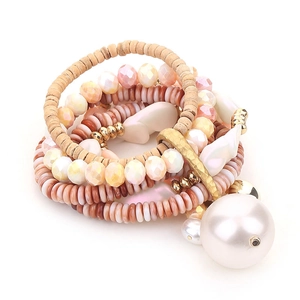 Böhmisches mehrlagiges Perlenarmband mit rosa Kristall, Holz und Barockperle