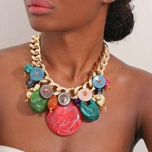 Collier Statement Pour Femmes Chaîne Dorée Bohème Pendentif Résine Pierre Acrylique Bijou Mode Rétro