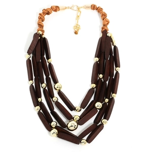 Collana boho multistrato con perle di legno marrone e sfere di metallo dorato