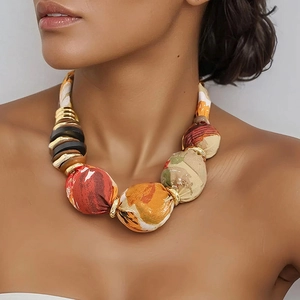 Collier Choker Bohème En Perles Enveloppées De Tissu Bijoux Faits Main Imprimés Ethniques Avec Anneaux En Bois CCB Métal Pour Femme