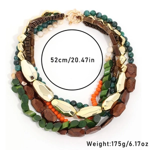 Collier bohème multicouches avec perles en bois colorées et fermoir à bascule, 52cm