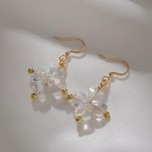 Boucles D'Oreilles Pendantes Trèfle À Quatre Feuilles Avec Perles De Cristal Transparentes Et Métal Doré Pour Femmes Style Vintage