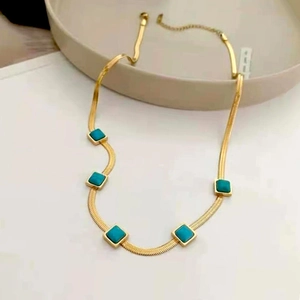 Collana A Spina Di Pesce Vintage Francese In Acciaio Inossidabile Placcato Oro Girocollo Con Turchese Blu Quadrato